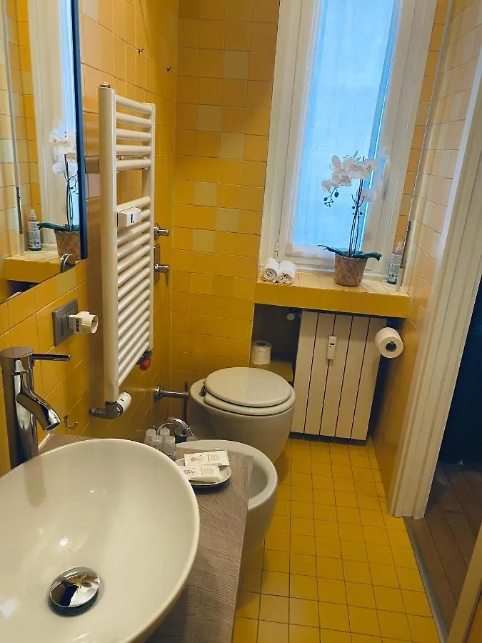 아파트 Chiara Guest House 34 - M4 Metro Blu 밀라노