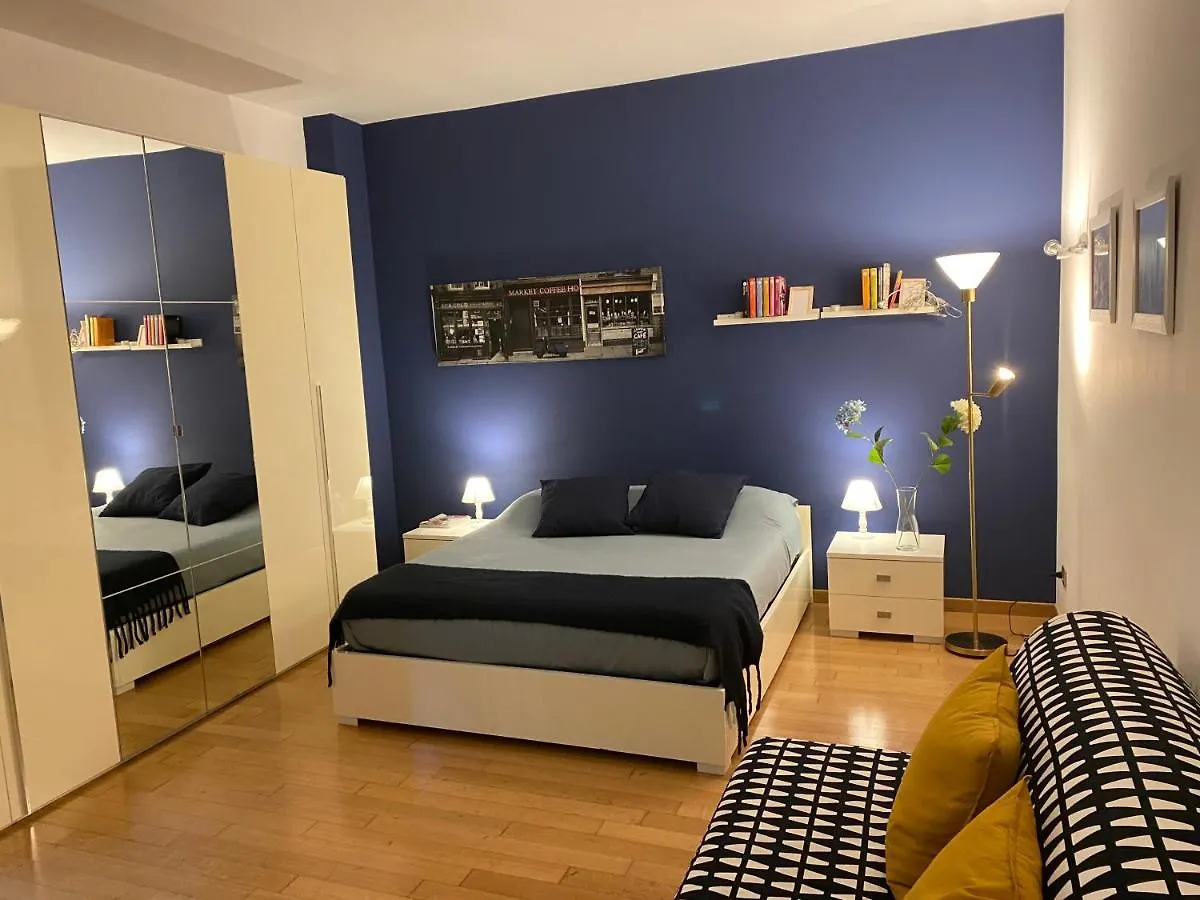 아파트 Chiara Guest House 34 - M4 Metro Blu 밀라노